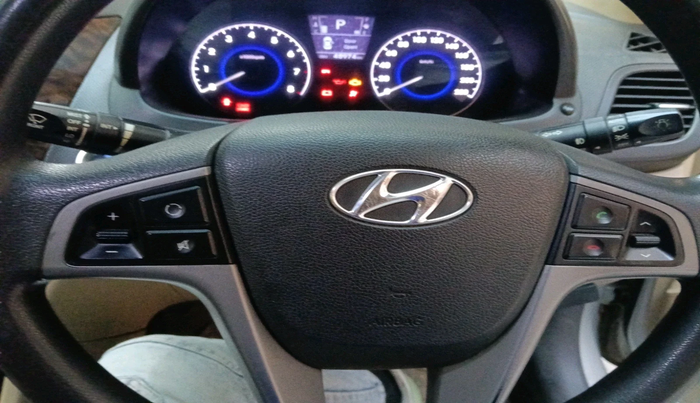 2015 Hyundai Verna FLUIDIC 1.6 VTVT S O AT, Petrol, Automatic, 48,974 km, interior