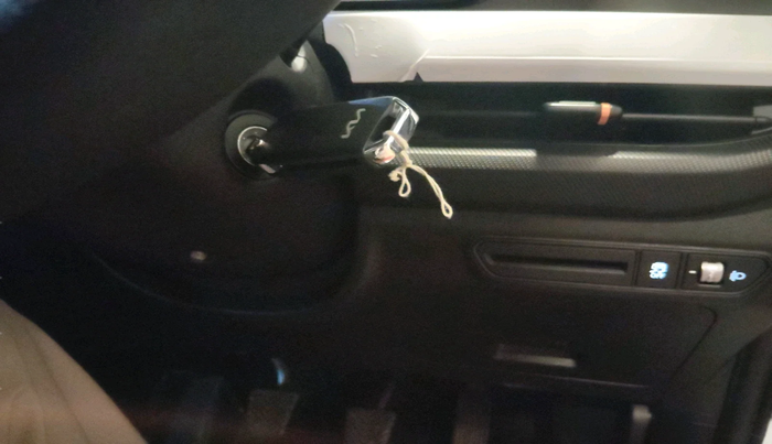 2025 KIA SYROS HTK (O) 1.0 Turbo 6MT, Petrol, Manual, 2,311 km, interior