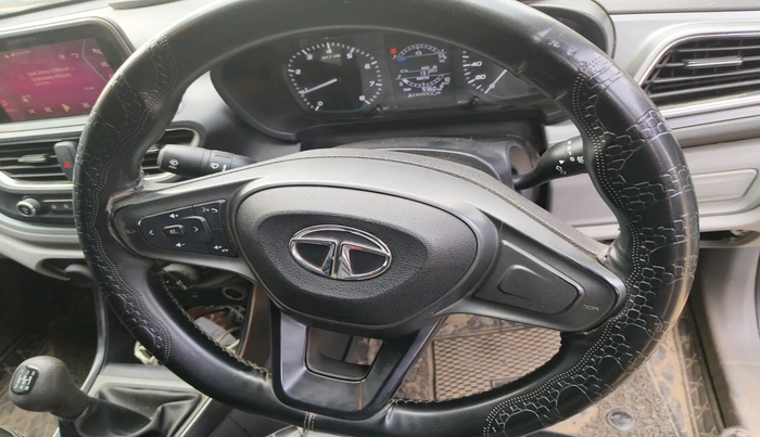2020 Tata ALTROZ XM PLUS PETROL, Petrol, Manual, 57,493 km, interior