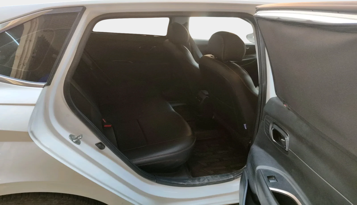 2022 Hyundai NEW I20 ASTA 1.2 MT, Petrol, Manual, 19,306 km, interior