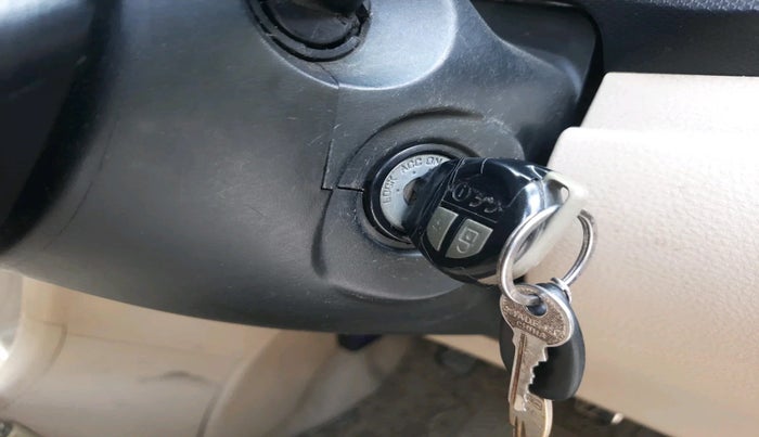 2012 Maruti Swift Dzire VXI, Petrol, Manual, 1,44,384 km, interior