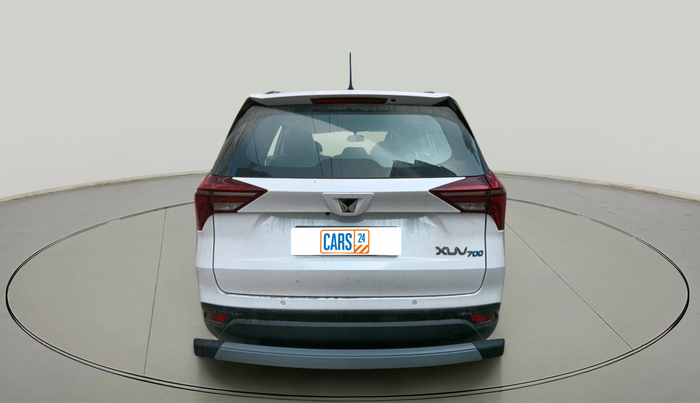 2025 Mahindra XUV700 MX Petrol MT 7 STR, Petrol, Manual, 378 km, exterior