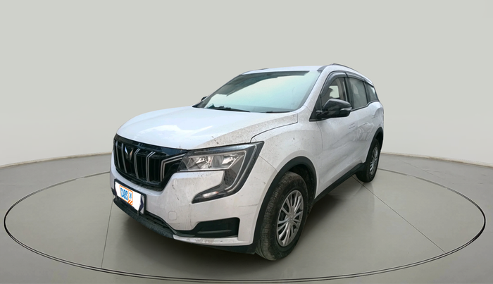 2025 Mahindra XUV700 MX Petrol MT 7 STR, Petrol, Manual, 378 km, exterior