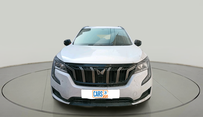 2025 Mahindra XUV700 MX Petrol MT 7 STR, Petrol, Manual, 378 km, exterior