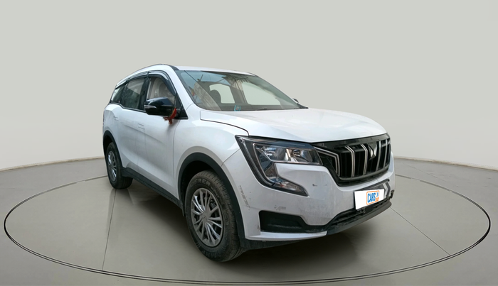 2025 Mahindra XUV700 MX Petrol MT 7 STR, Petrol, Manual, 378 km, exterior