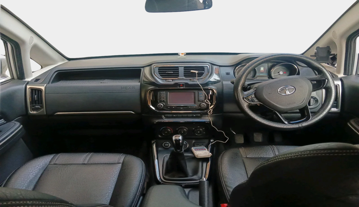 2018 Tata Hexa XM 4X2 7 STR, Diesel, Manual, 38,534 km, interior
