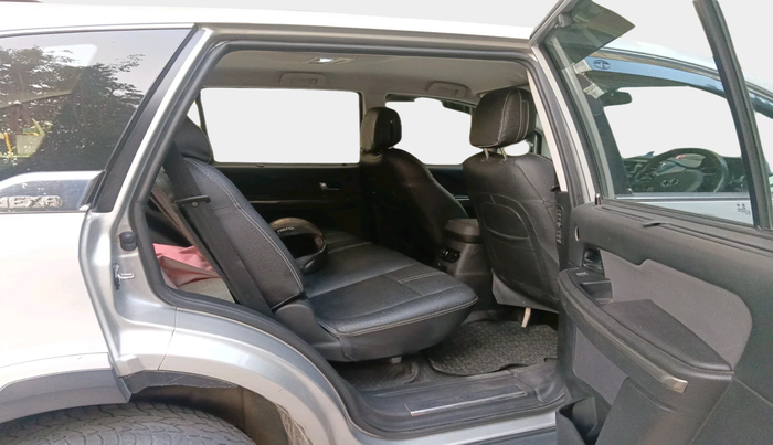 2018 Tata Hexa XM 4X2 7 STR, Diesel, Manual, 38,534 km, interior