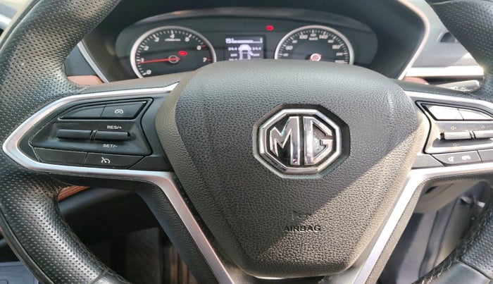 2021 MG HECTOR PLUS SELECT 2.0 DIESEL TURBO MT 7-STR, Diesel, Manual, 61,225 km, interior