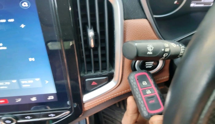 2021 MG HECTOR PLUS SELECT 2.0 DIESEL TURBO MT 7-STR, Diesel, Manual, 61,225 km, interior