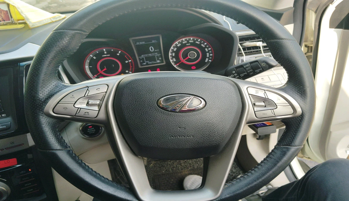 2019 Mahindra XUV300 W8 1.5 DIESEL, Diesel, Manual, 94,672 km, interior