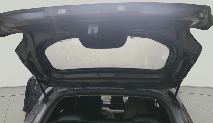 2023 Tata PUNCH PURE MT, Petrol, Manual, 1,00,244 km, exterior