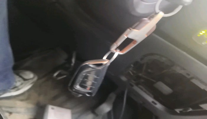 2023 Tata PUNCH PURE MT, Petrol, Manual, 1,00,244 km, interior