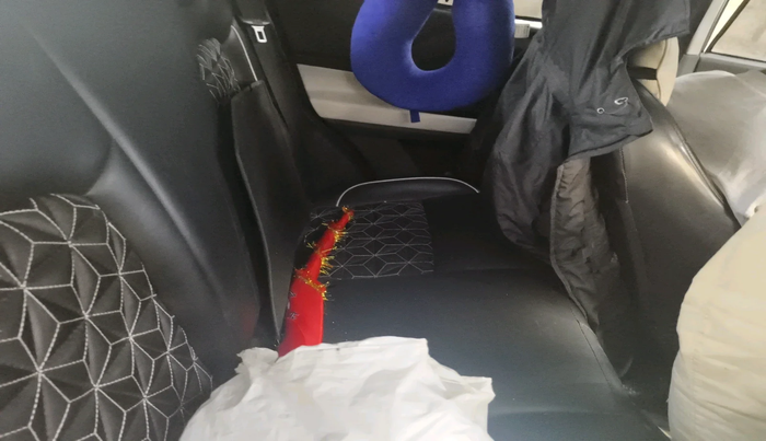 2023 Tata PUNCH PURE MT, Petrol, Manual, 1,00,244 km, interior