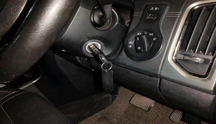 2017 Tata Hexa XTA 4X2 7 STR, Diesel, Automatic, 82,783 km, interior