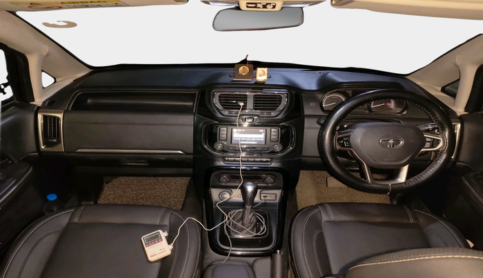 2017 Tata Hexa XTA 4X2 7 STR, Diesel, Automatic, 82,783 km, interior