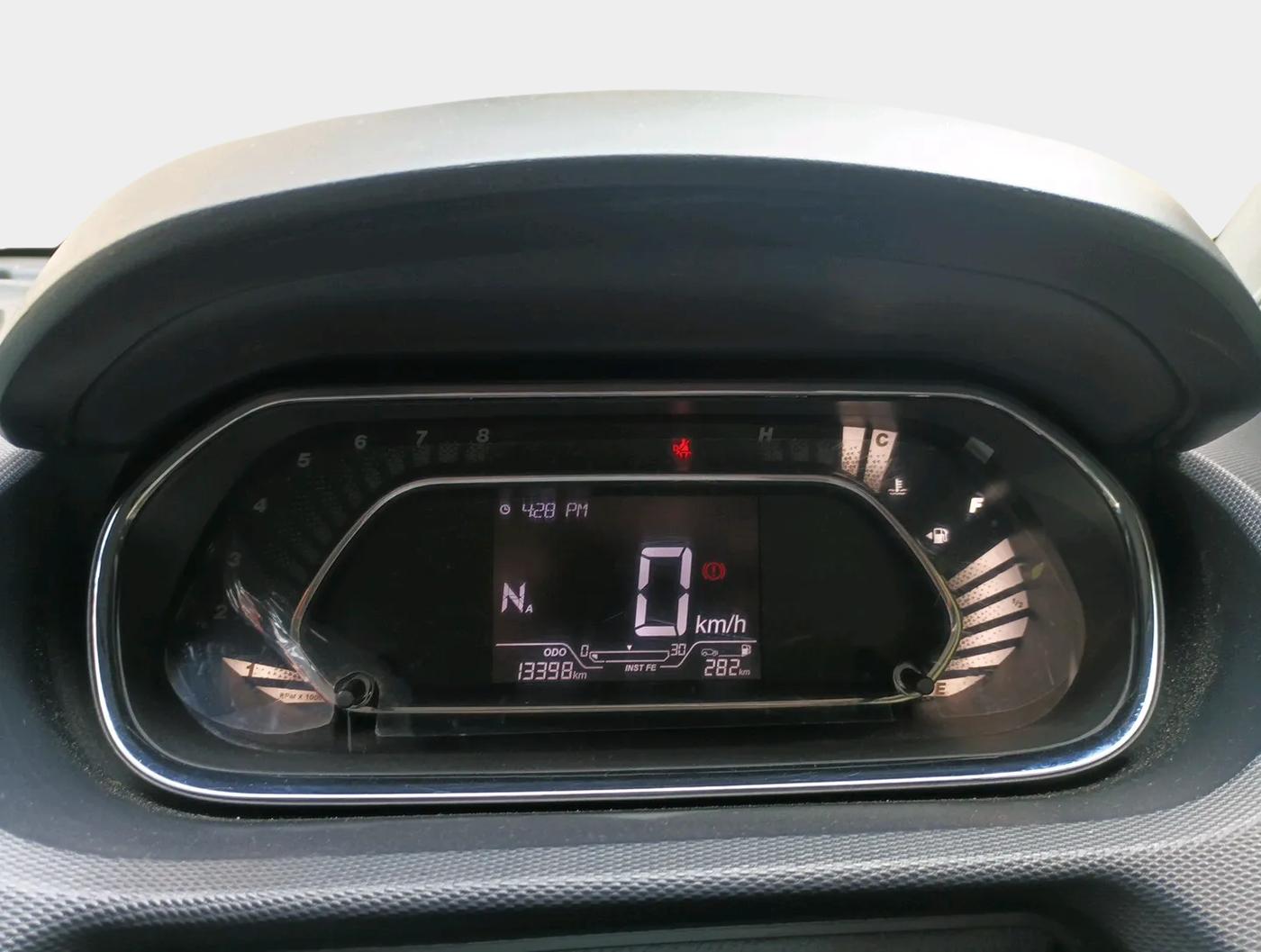 2022 Tata TIAGO NRG XZ AMT, Petrol, Automatic, 13,900 km, interior