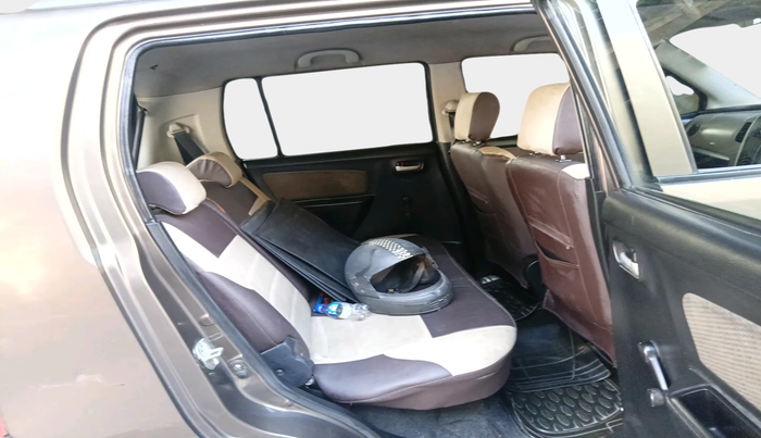 2013 Maruti Wagon R 1.0 LXI CNG, Petrol, Manual, 1,04,417 km, interior