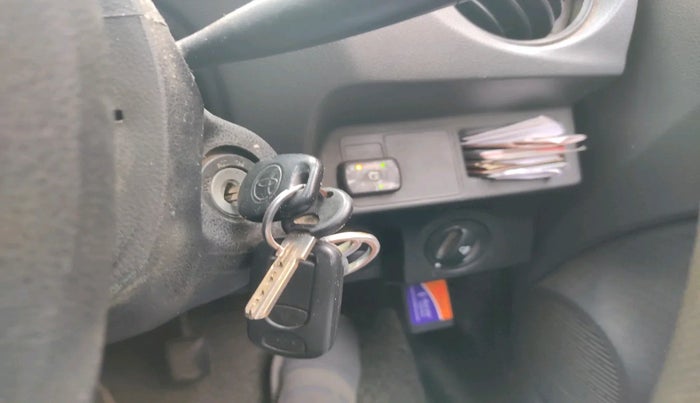 2012 Toyota Etios G SP, Petrol, Manual, 2,71,246 km, interior