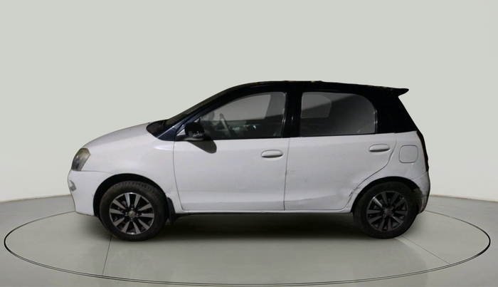 2016 Toyota Etios Liva V, Petrol, Manual, 53,708 km, exterior