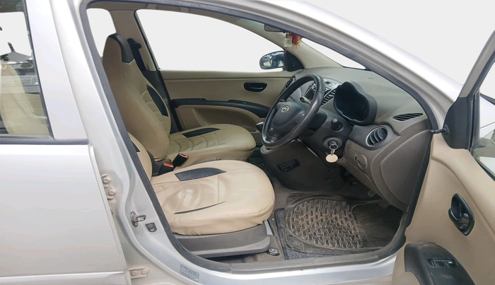 2011 Hyundai i10 ERA 1.1, Petrol, Manual, 28,534 km, interior