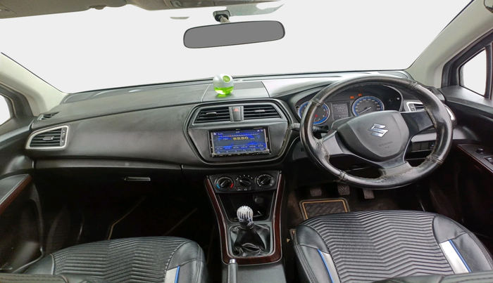 2016 Maruti S Cross SIGMA 1.3, Diesel, Manual, 39,180 km, interior