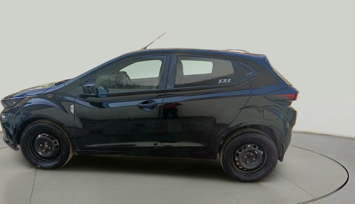 2023 Tata ALTROZ XZ PLUS PETROL DARK EDITION, Petrol, Manual, 31,156 km, exterior