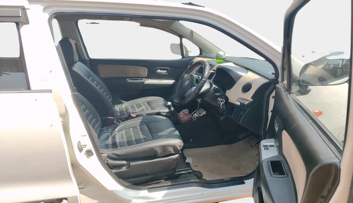 2017 Maruti Wagon R 1.0 LXI, Petrol, Manual, 73,050 km, interior