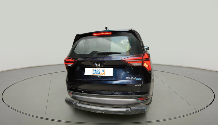 2022 Mahindra XUV700 AX 5 P AT 5 STR, Petrol, Automatic, 67,444 km, exterior