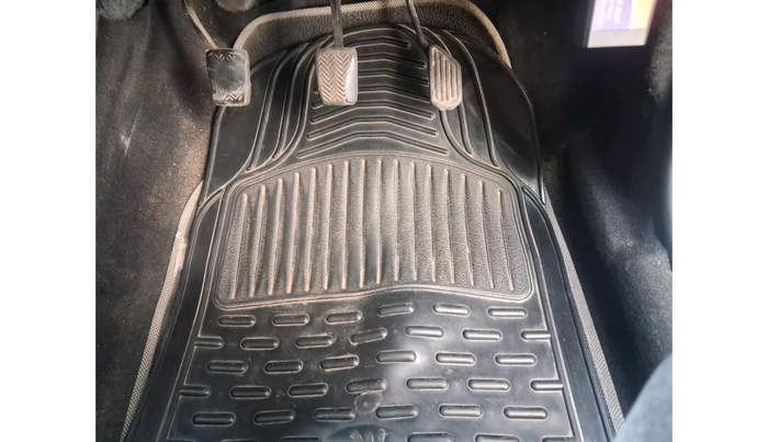 2011 Toyota Etios G, Petrol, Manual, 95,114 km, interior