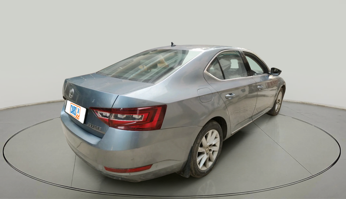 2018 Skoda Superb L&K 2.0 TDI AT, Diesel, Automatic, 1,03,100 km, exterior