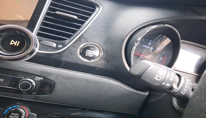 2021 KIA CARNIVAL PREMIUM 2.2 7 STR, Diesel, Automatic, 49,345 km, interior