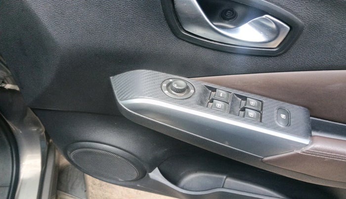 2019 Nissan Kicks XV PREMIUM O DUAL TONE DIESEL, Diesel, Manual, 37,189 km, interior