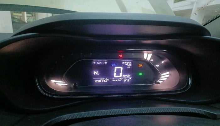 2022 Tata NEXON XZA PLUS (PREMIUM) KAZIRANGA PETROL, Petrol, Automatic, 1,25,813 km, interior