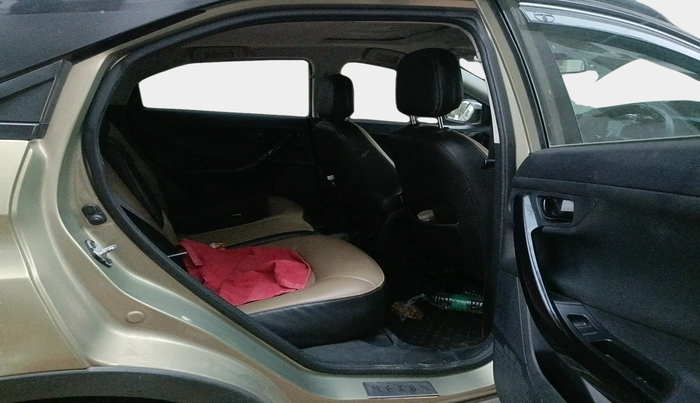 2022 Tata NEXON XZA PLUS (PREMIUM) KAZIRANGA PETROL, Petrol, Automatic, 1,25,813 km, interior