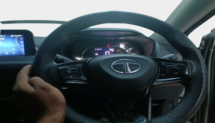 2022 Tata NEXON XZA PLUS (PREMIUM) KAZIRANGA PETROL, Petrol, Automatic, 1,25,813 km, interior