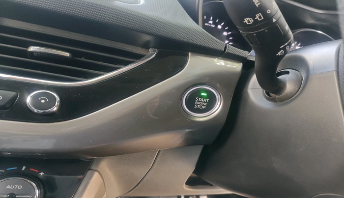 2018 Tata NEXON XZ PLUS DIESEL, Diesel, Manual, 21,490 km, interior