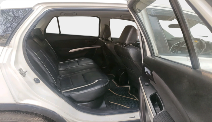 2016 Maruti S Cross SIGMA 1.3, Diesel, Manual, 1,61,123 km, interior