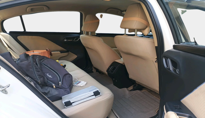 2018 Honda City 1.5L I-VTEC V MT, Petrol, Manual, 71,703 km, interior