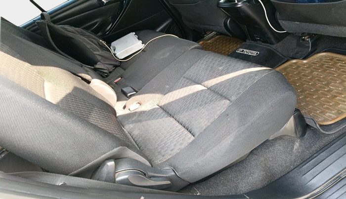 2018 Toyota Innova Crysta 2.4 GX 8 STR, Diesel, Manual, 1,65,053 km, interior