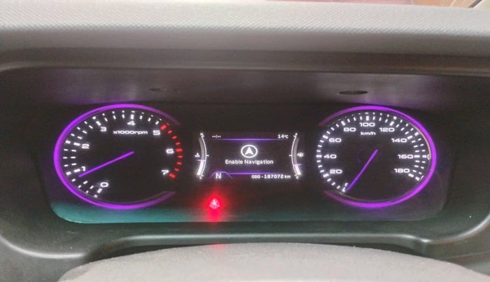 2018 Mahindra MARAZZO M6 8 STR, Diesel, Manual, 1,87,072 km, interior