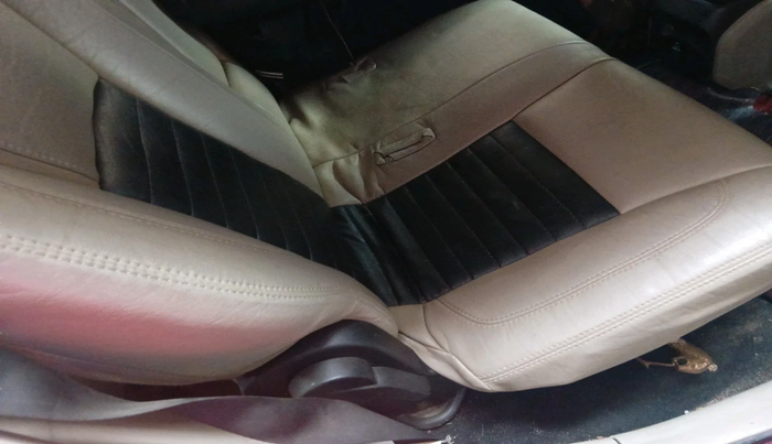 2018 Mahindra MARAZZO M6 8 STR, Diesel, Manual, 1,87,072 km, interior