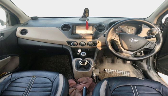 2016 Hyundai Grand i10 SPORTZ 1.2 KAPPA VTVT, Petrol, Manual, 84,409 km, interior