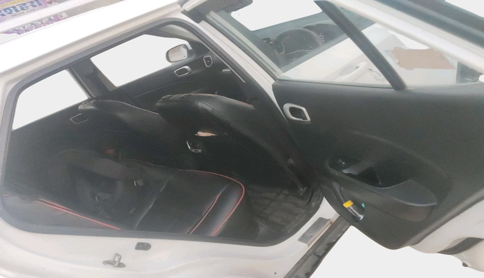 2019 Hyundai VENUE SX 1.4 CRDI, Diesel, Manual, 1,38,764 km, interior