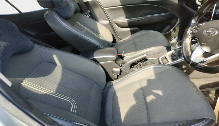 2019 Hyundai VENUE SX 1.0 (O) TURBO, Petrol, Manual, 54,737 km, interior