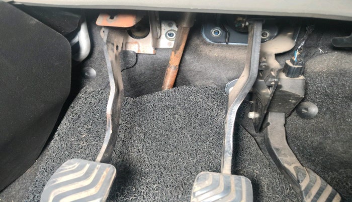 2020 Renault TRIBER RXT, Petrol, Manual, 73,059 km, interior