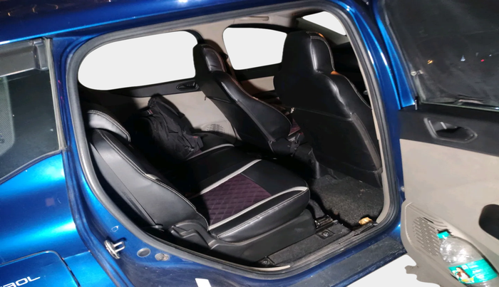 2020 Renault TRIBER RXT, Petrol, Manual, 73,059 km, interior