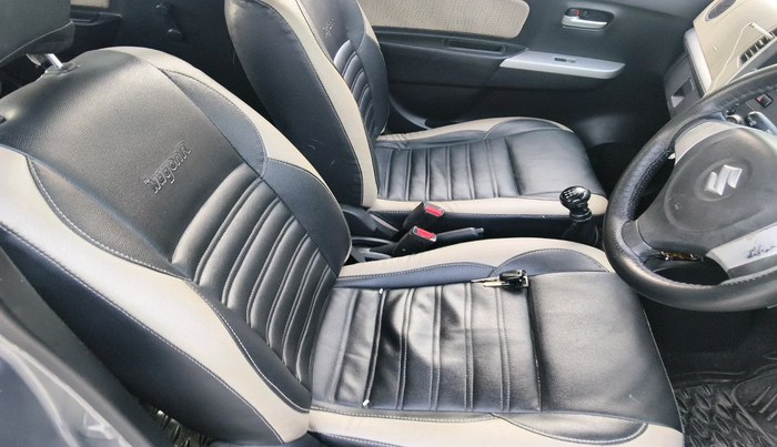 2017 Maruti Wagon R 1.0 LXI, Petrol, Manual, 30,222 km, interior