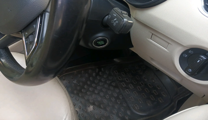 2016 Skoda Octavia ELEGANCE 1.8 TSI AT, Petrol, Automatic, 98,028 km, interior