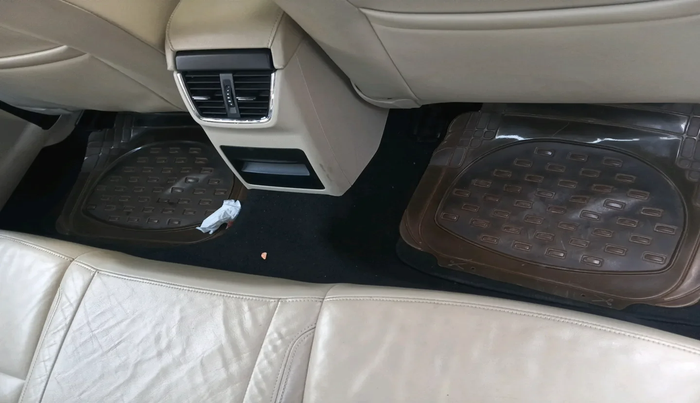 2016 Skoda Octavia ELEGANCE 1.8 TSI AT, Petrol, Automatic, 98,028 km, interior