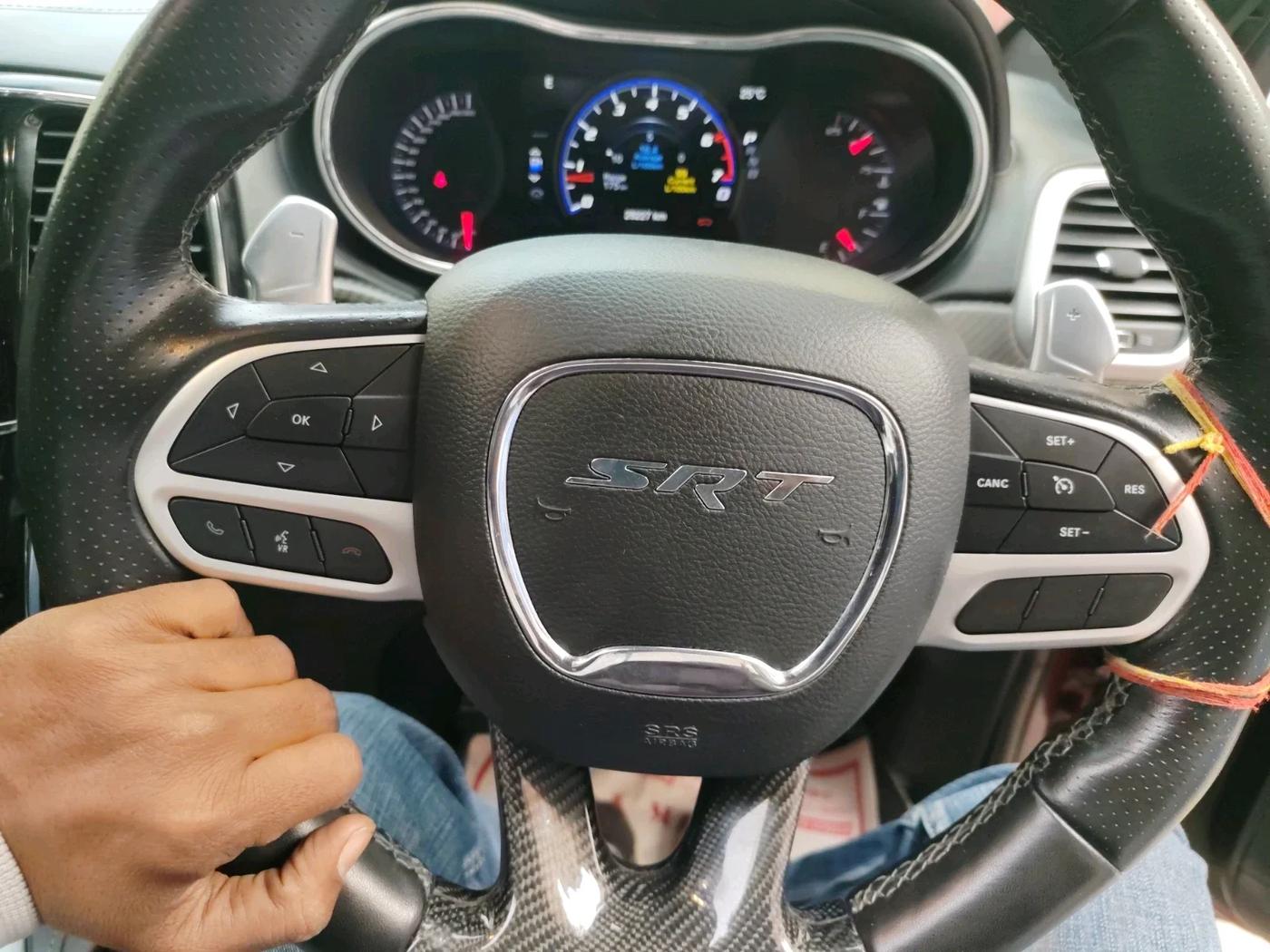 2020 Jeep GRAND CHEROKEE SRT 6.4 V8, Petrol, Automatic, 28,460 km, interior